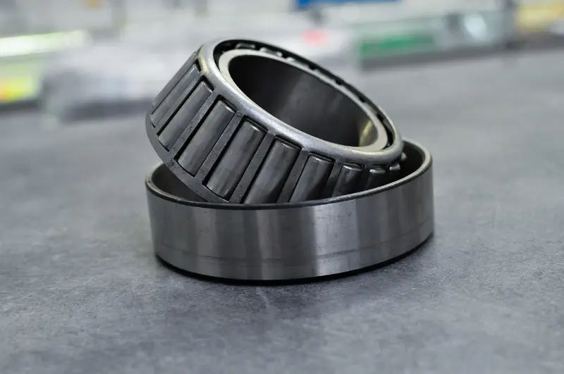 High-performance ball and roller bearings made from EN31